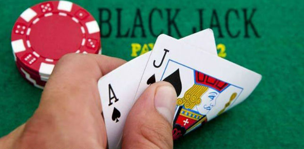 Singapore Online Casino: When to Buy Insurance in Blackjack
