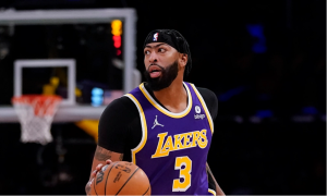 Vince Carter Aaccuses Anthony Davis of “Too Mch Respect” for LeBron on the Lakers